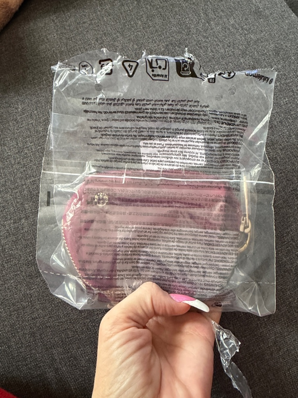 NEW Everywhere Belt Bag Nano in Berry Rumble - Picture 5 of 5